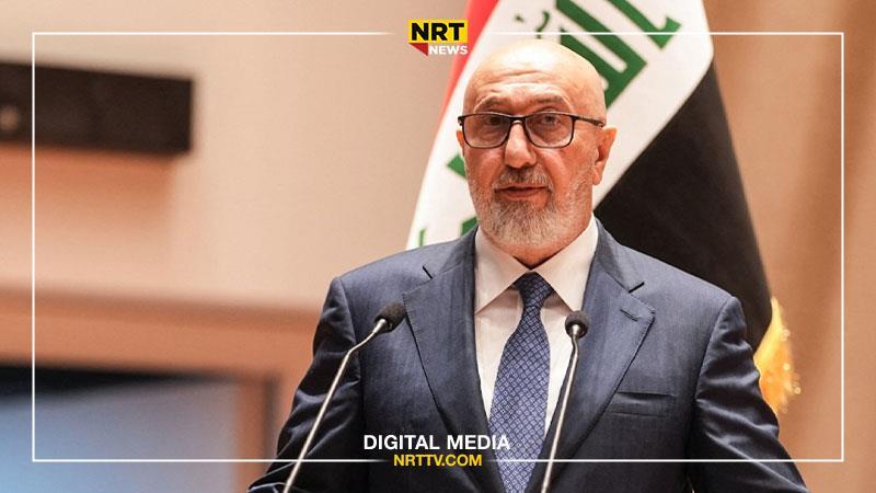 سەرۆک کۆماری عێراق: پێشمەرگە هێزێکی دەستوورییە و بڕیاری چەکدانان نایگرێتەوە


