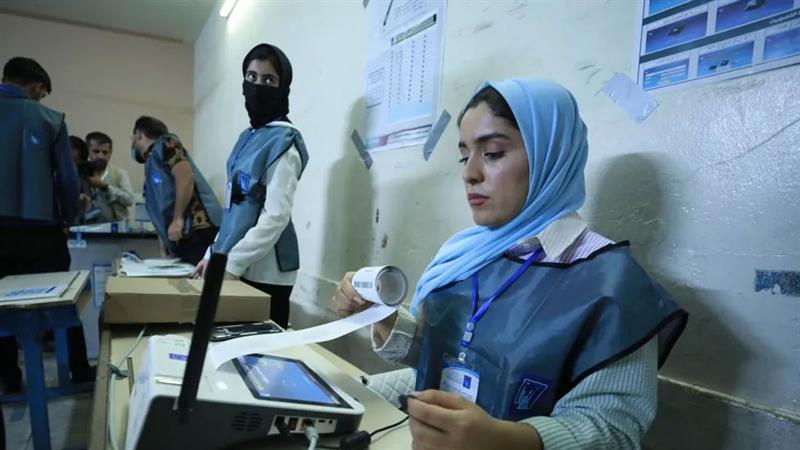 کەی پارەی کارمەندانی سەر سندوق دابەشدەکرێت؟ 