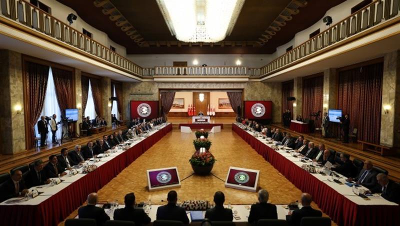 ئەمڕۆ کۆمسیۆنەکەی پەرلەمانی تورکیا بۆ تاوتوێکردنی بۆچوونەکانی ئۆجەلان کۆدەبنەوە