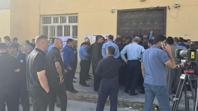 رێژەی دەنگەکانی هەردوو حزبی دەسەڵات لە دەنگدانی تایبەتدا کەمیکردووە

